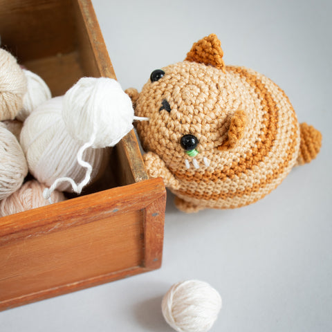 Crochet Kit . Purring Cat . Vibrating Sensory Toy