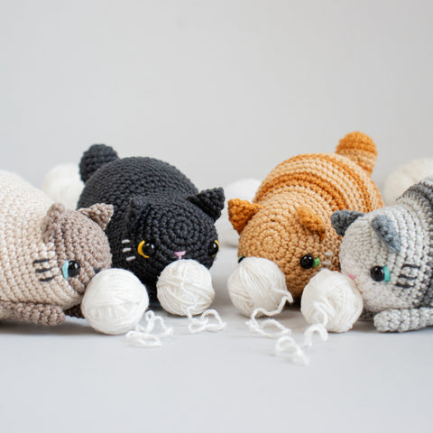 Kit de Crochet . Chat Ronronnant . Jouet Sensoriel