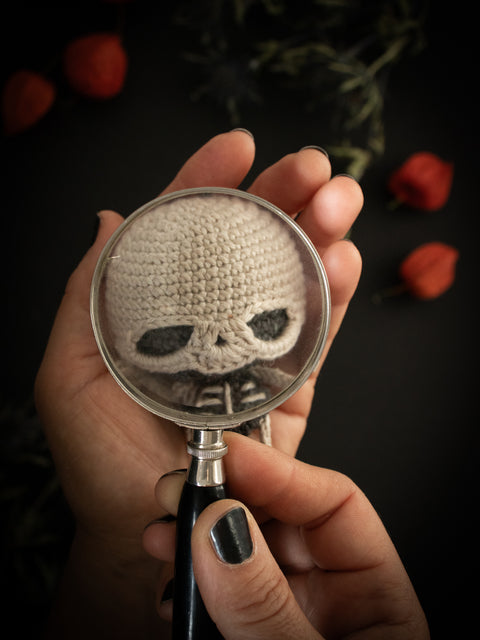 Halloween Häkelanleitung . Skelett Skully