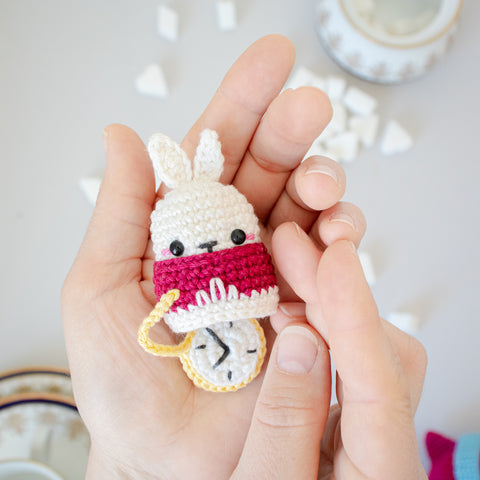 Crochet Kit . Alice in Wonderland . Matryoshka Toy