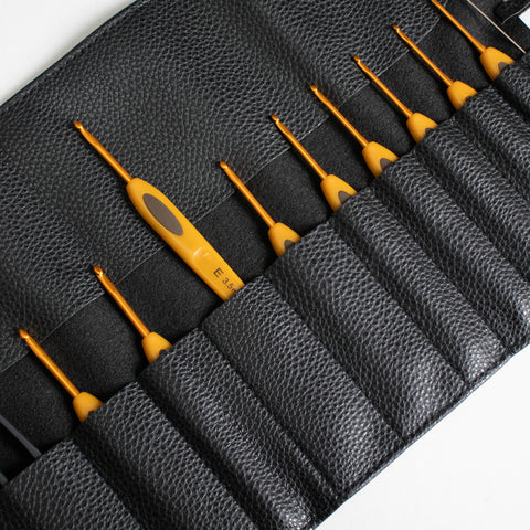 Amigurumi Häkelnadel Set . Clover Soft Touch 2-4 mm plus Extras