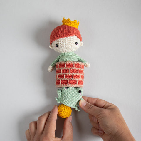 Crochet Pattern . The Frog Prince . Matryoshka