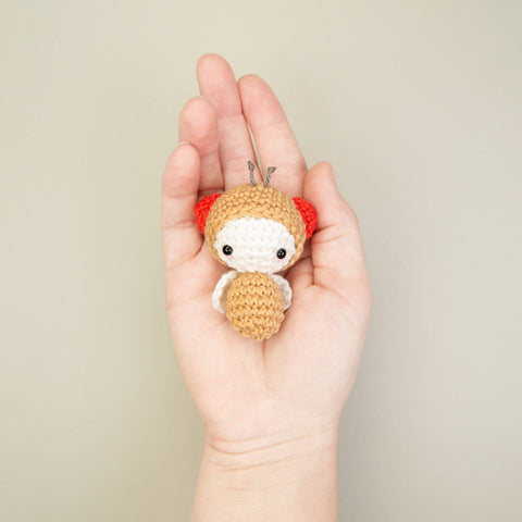 Patron au Crochet . Sac à Main Plante Carnivore et Mouche à Fruits