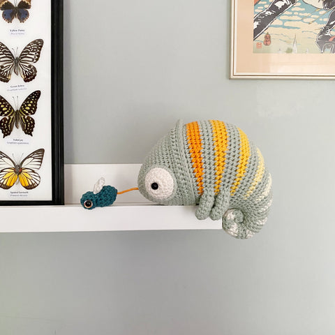 Patron au Crochet . Caméléon Conrad . Jouet Musical