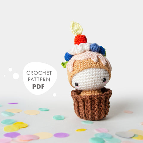Amigurumi Crochet Pattern . Pincushion Cupcake Ella