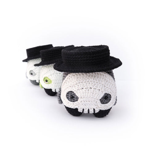 Amigurumi Crochet Kit . Halloween