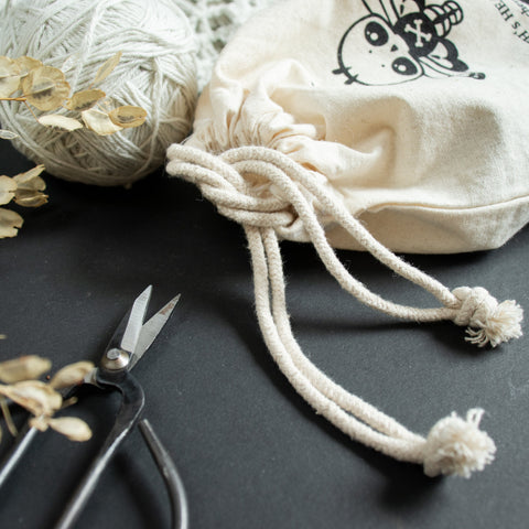 Projektbeutel . Totenkopfschwärmer