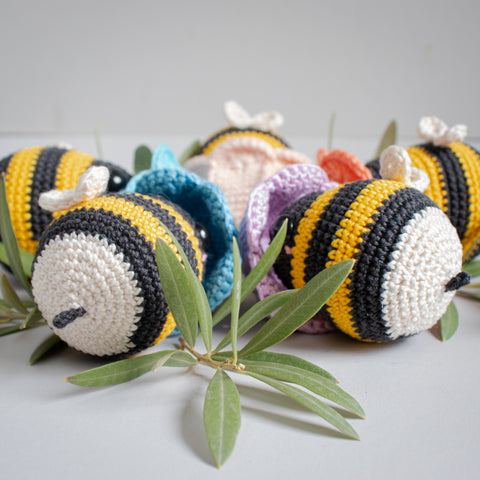 Crochet Kit . Buzzing Bumble Bee . Vibrating Sensory Toy Lalylala Amigurumi Crochet Kit . Buzzing Bumble Bee . Vibrating Sensory Toy Lalylala Amigurumi