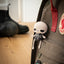 Kit de crochet d'Halloween . Skully le Skeleton . porte-clés / bijou de sac