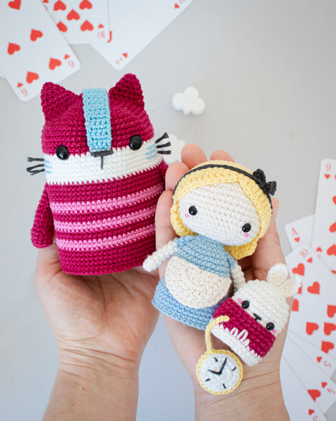 Crochet Pattern . Alice in Wonderland . Matyoshka