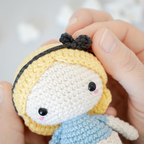 Crochet Pattern . Alice in Wonderland . Matyoshka