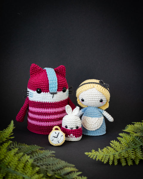 Crochet Pattern . Alice in Wonderland . Matyoshka
