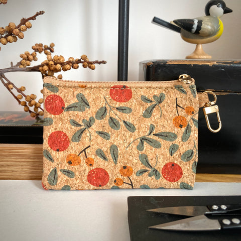 Kleines Etui aus Kork . mit Reißverschluss & Karabiner