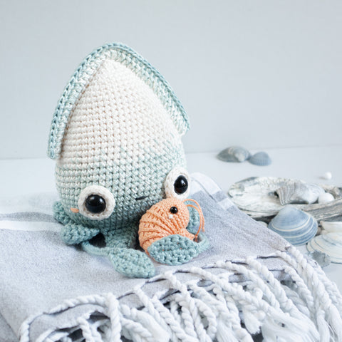 Häkelset . Tintenfisch Seamus . Amigurumi Spieluhr