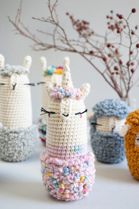 Unicorn Crochet Pattern "Vivienne Westwool" . Lalylala for We Are Knitters
