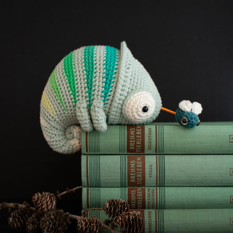 Crochet Pattern . Chameleon Conrad . Musical Toy