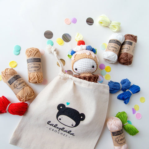 Crochet Kit . Pincushion Cupcake Ella