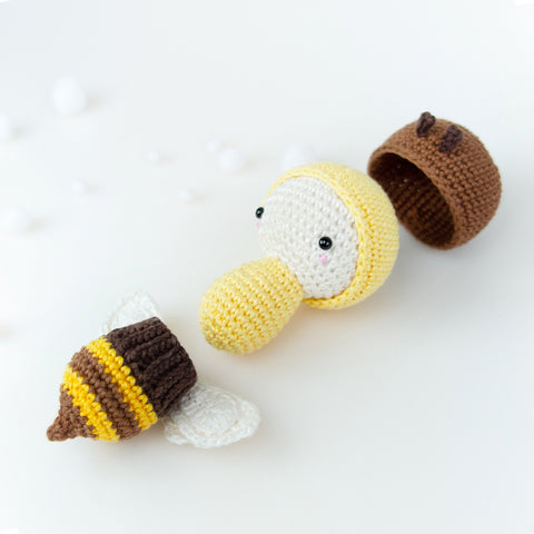 Amigurumi Crochet Kit . Bee Lifecycle Playset