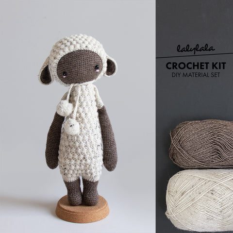 Kit Crochet 'Graine Créative' Amigurumi Rilakkuma Salopette - La
